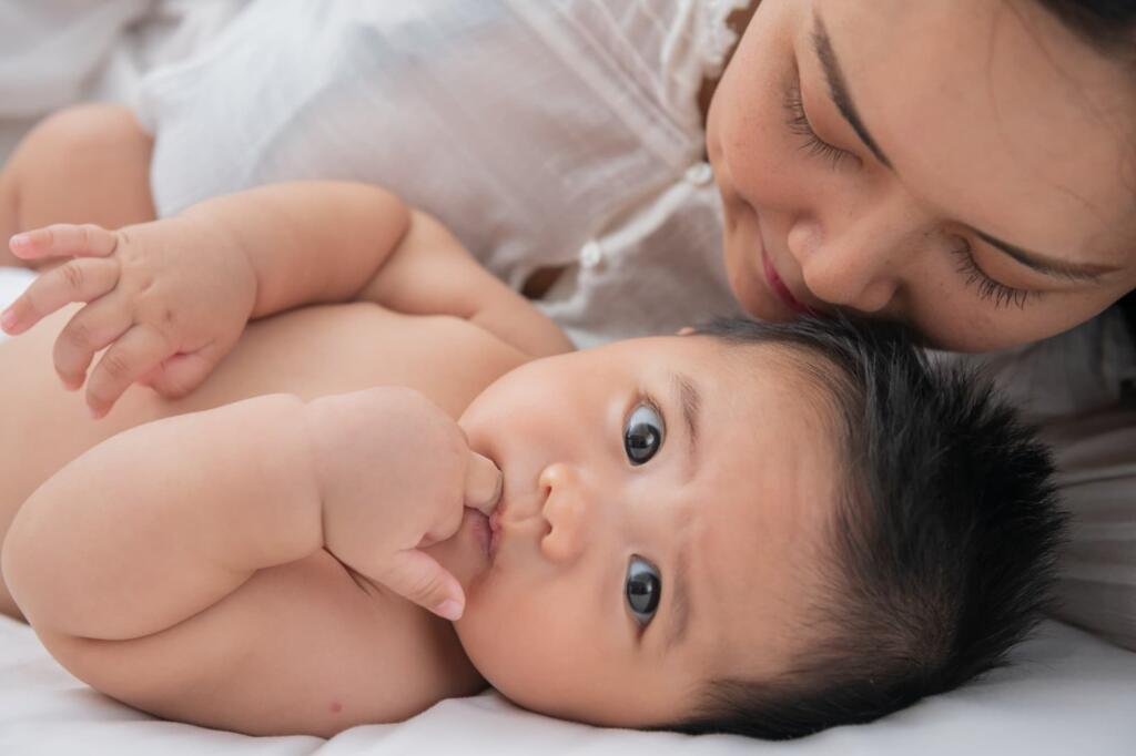 Ruam Merah pada Bayi: Penyebab, Bedanya dengan Alergi, dan Cara Mengatasinya (Panduan 2025) Ruam Merah pada Bayi: Penyebab, Bedanya dengan Alergi, dan Cara Mengatasinya (Panduan 2025)