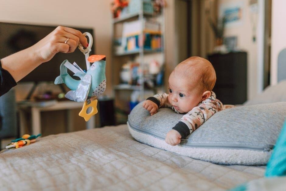 Sensorik Adalah Kemampuan Penting Bayi, Ini Penjelasan dan Cara Stimulasinya Sensorik Adalah Kemampuan Penting Bayi, Ini Penjelasan dan Cara Stimulasinya